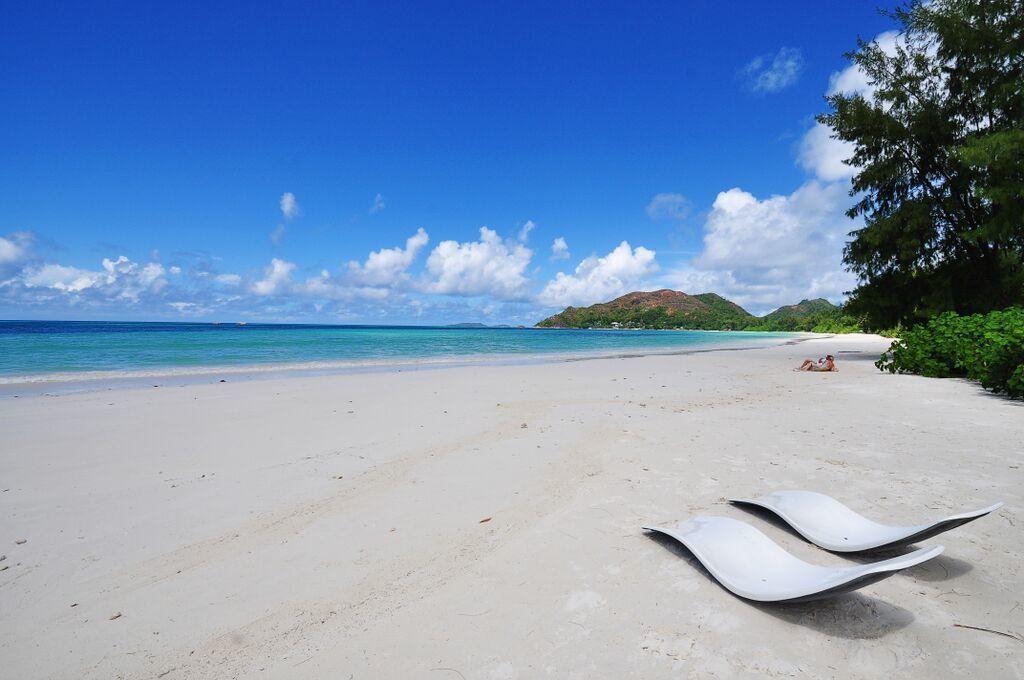 コート ドール フットプリンツ シャレー Baie Sainte Anne エクステリア 写真